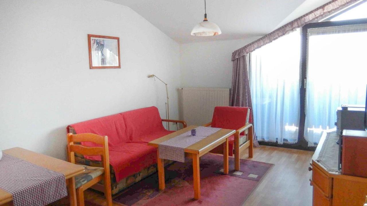 Ferienwohnungen Am Hasenweg 로스토프 외부 사진