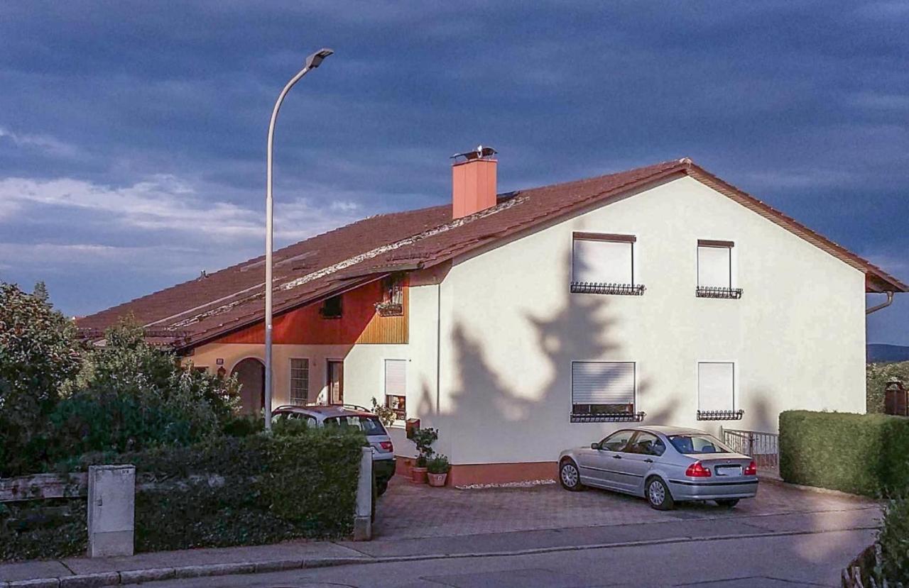 Ferienwohnungen Am Hasenweg 로스토프 외부 사진